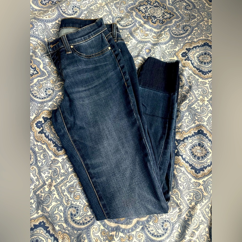 Size 26 Meritage skinny jeans